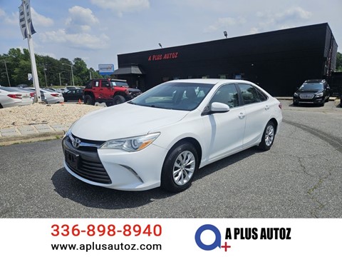 2016 TOYOTA CAMRY SE