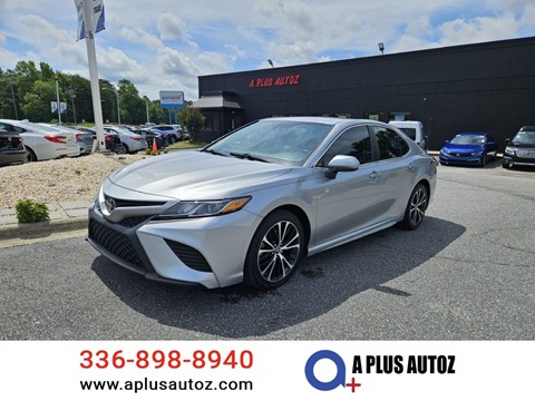 2018 TOYOTA CAMRY SE