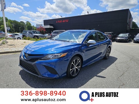 2019 TOYOTA CAMRY SE