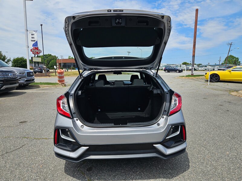 2021 Honda Civic Hatchback EX - Photo 21