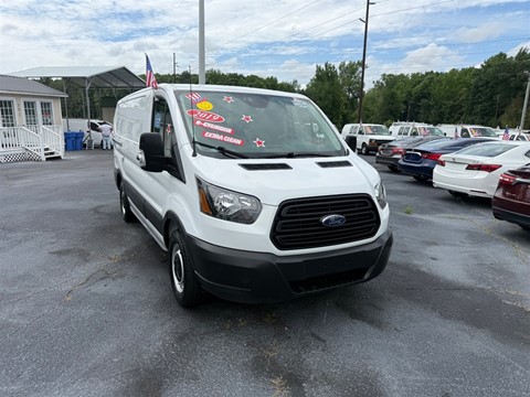 2019 Ford Transit 150 Van Low Roof w/Sliding Pass. 130-in. W
