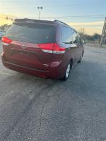 2011 Toyota Sienna Pic 2828_V202410311216368