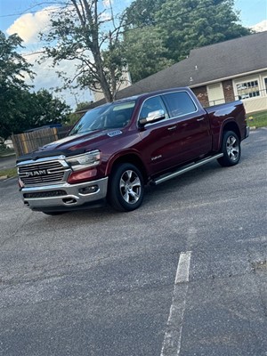 2019 RAM 1500 Laramie Crew Cab SWB 4WD for sale by dealer