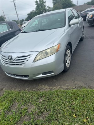 2009 Toyota Camry SE 5-Spd AT for sale by dealer