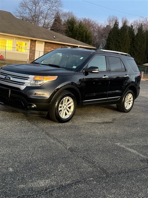 2013 Ford Explorer XLT 4WD