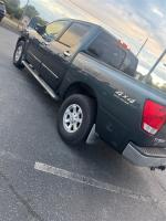 2004 Nissan Titan Pic 2828_V202510161425265