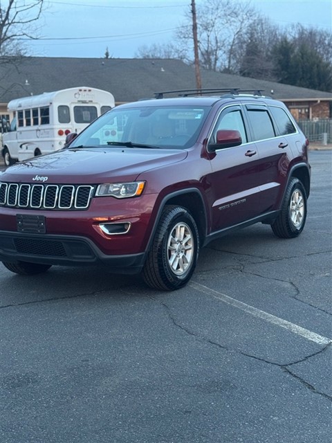 2019 Jeep Grand Cherokee Laredo 2WD