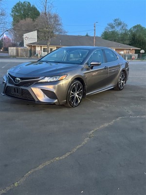 2019 Toyota Camry SE for sale by dealer