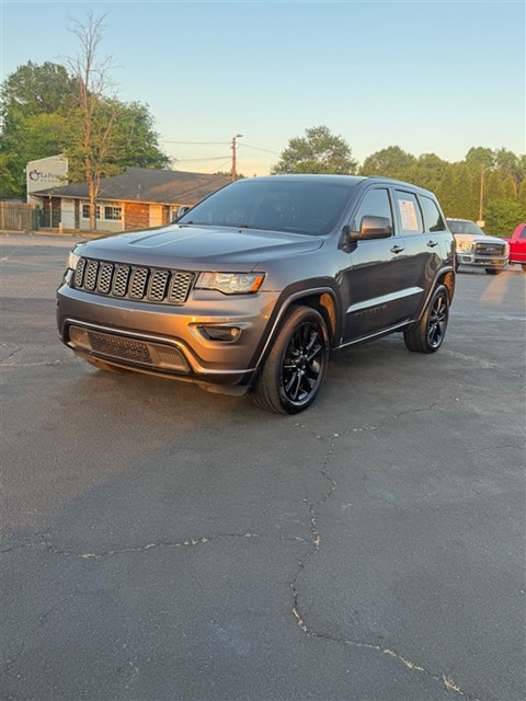 2017 Jeep Grand Cherokee Laredo 4WD