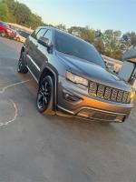 2017 Jeep Grand Cherokee Pic 2828_V202604011135042
