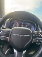 2015 Chrysler 300 Pic 2828_V202604161022048