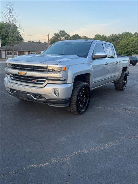2017 Chevrolet Silverado 1500 LTZ Crew Cab 4WD