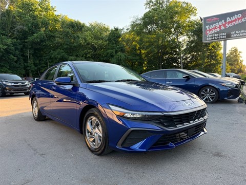 2024 Hyundai Elantra SE