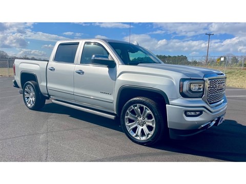 2018 GMC Sierra 1500 Denali Crew Cab Short Box 4WD