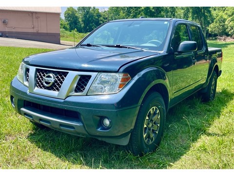 2015 Nissan Frontier S Crew Cab 5AT 2WD