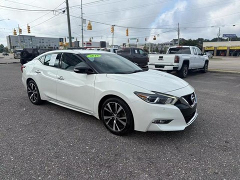 2018 Nissan Maxima SV Sedan 4D