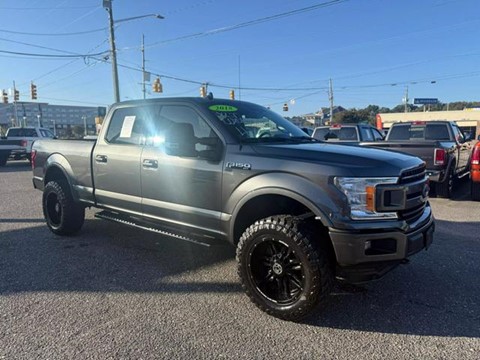 2018 Ford F150 SuperCrew Cab XLT Pickup 4D 5 1/2 ft