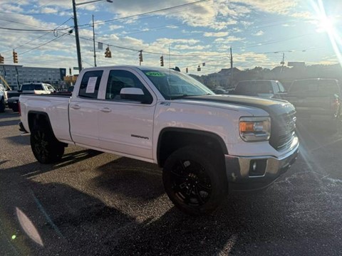 2015 GMC Sierra 1500 Double Cab SLE Pickup 4D 6 1/2 ft