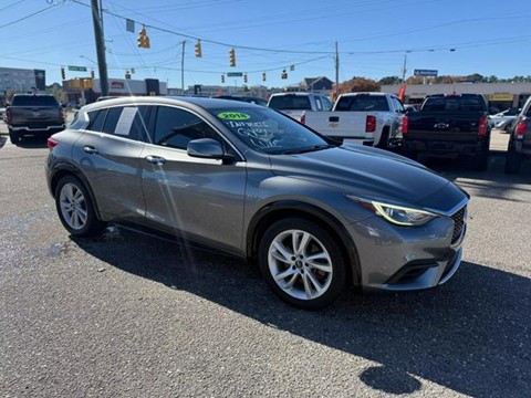 2018 INFINITI QX30 Sport Utility 4D