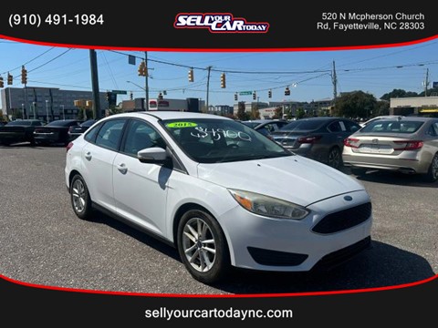 2015 Ford Focus SE Sedan 4D