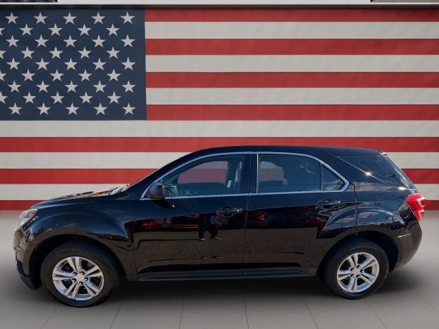 2017 Chevrolet Equinox LS photo 3