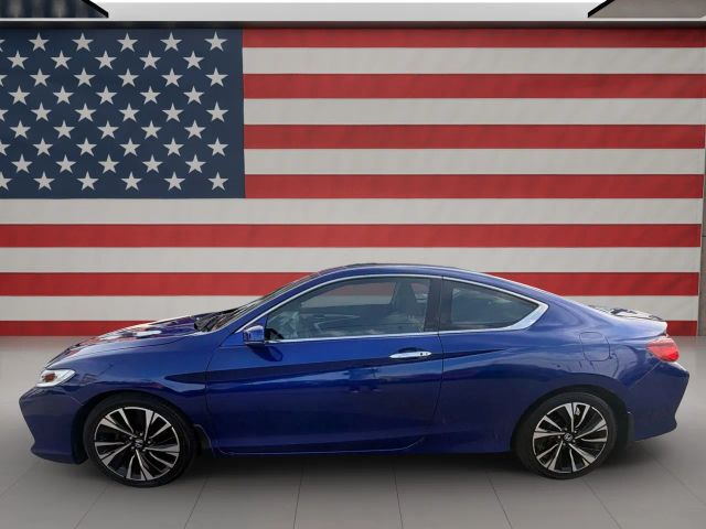 2017 Honda Accord EX photo 4