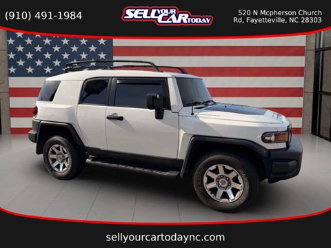 2014 Toyota FJ Cruiser Sport Utility 2D