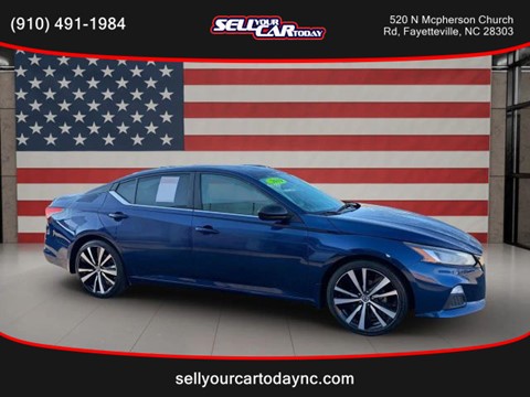 2019 Nissan Altima 2.5 SR Sedan 4D