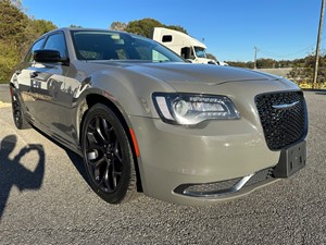 2019 Chrysler 300 Touring for sale by dealer