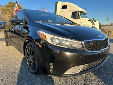 2018 Kia Forte LX 6A