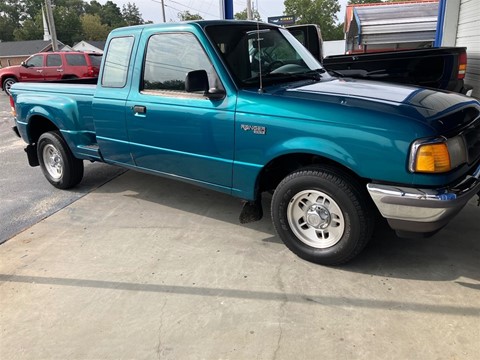 1997 Ford Ranger XL SuperCab 2WD