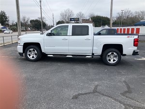 2018 Chevrolet Silverado 1500 LT Crew Cab 4WD for sale by dealer