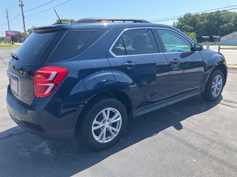 2017 Chevrolet Equinox LT 2WD