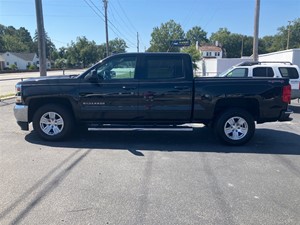 2017 Chevrolet Silverado 1500 LT Crew Cab 4WD for sale by dealer