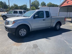 2011 Nissan Frontier SV I4 King Cab 2WD for sale by dealer