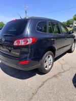 2010 Hyundai Santa Fe Pic 2840_V202602230548483