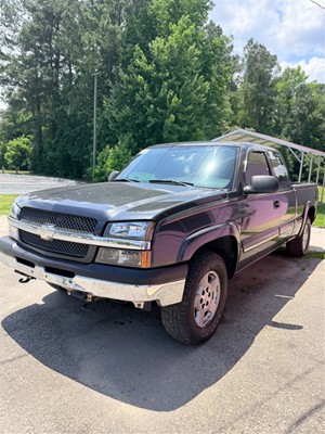 2005 Chevrolet Silverado 1500 Ext. Cab 4WD for sale by dealer
