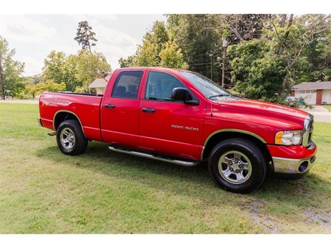 2005 Dodge Ram 1500 Laramie Quad Cab Long Bed 2WD