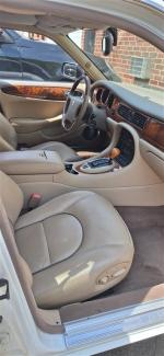 1998 Jaguar Xj Sedan Pic 2845_V2025012912224911