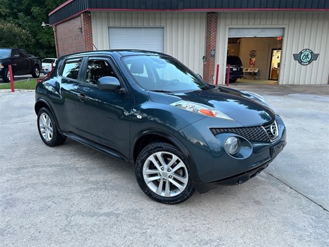 2013 Nissan Juke S FWD