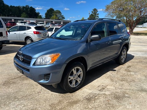2012 Toyota RAV4 4 Cylinder, Sunroof, GREAT Miles!