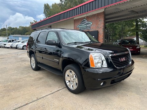 2012 GMC Yukon 4WD, VERY CLEAN l!
