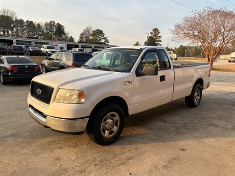 2005 Ford F-150 XLT Long Bed, 4.6L V8 2WD