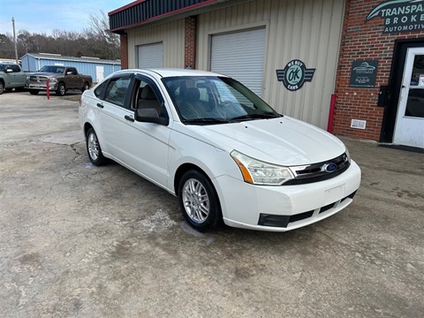 2010 Ford Focus SE Sedan