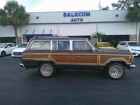 1987 Jeep Grand Wagoneer Base 4dr 4WD SUV