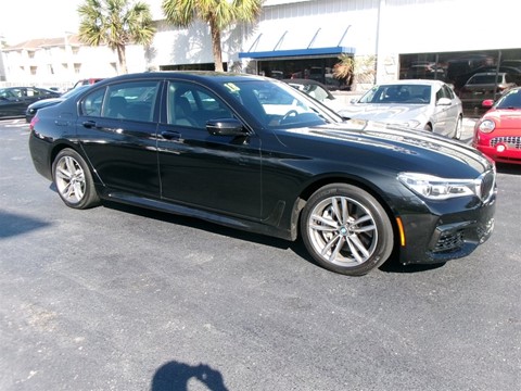 2018 BMW 7-Series 750i