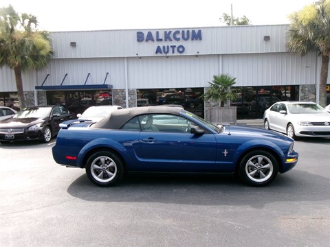 2006 Ford Mustang V6 Deluxe Convertible