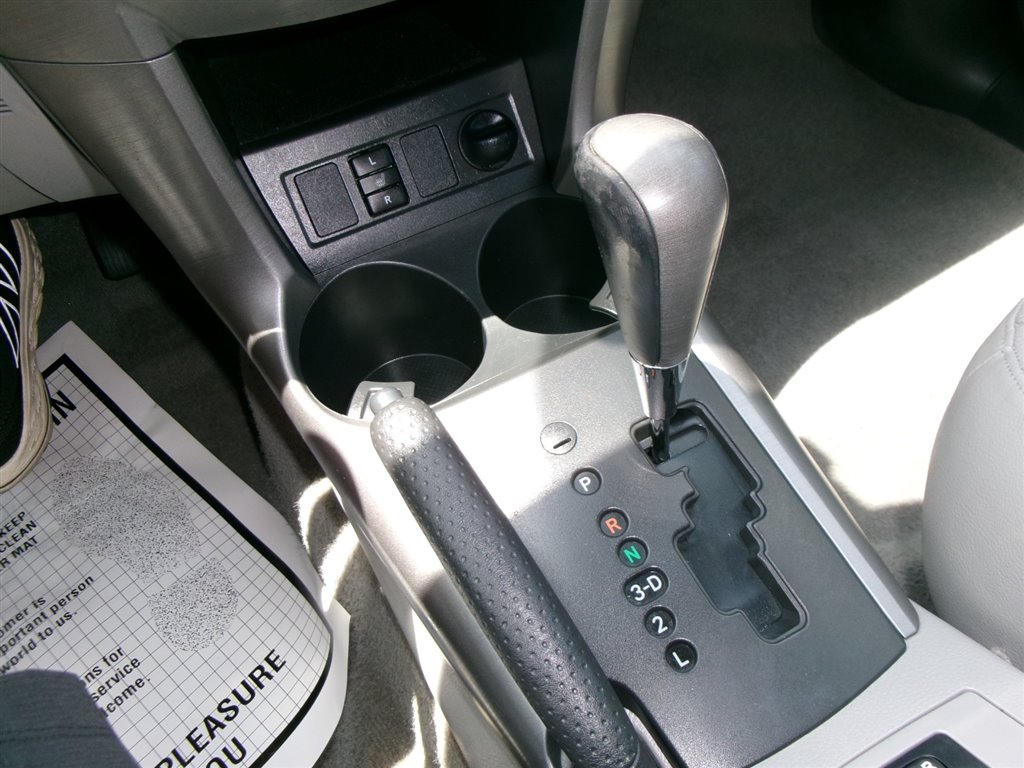 2008 Toyota RAV4 Limited photo 17