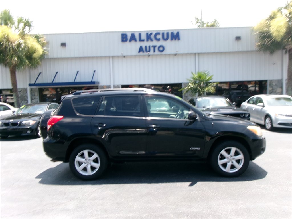 2008 Toyota RAV4 Limited photo 2