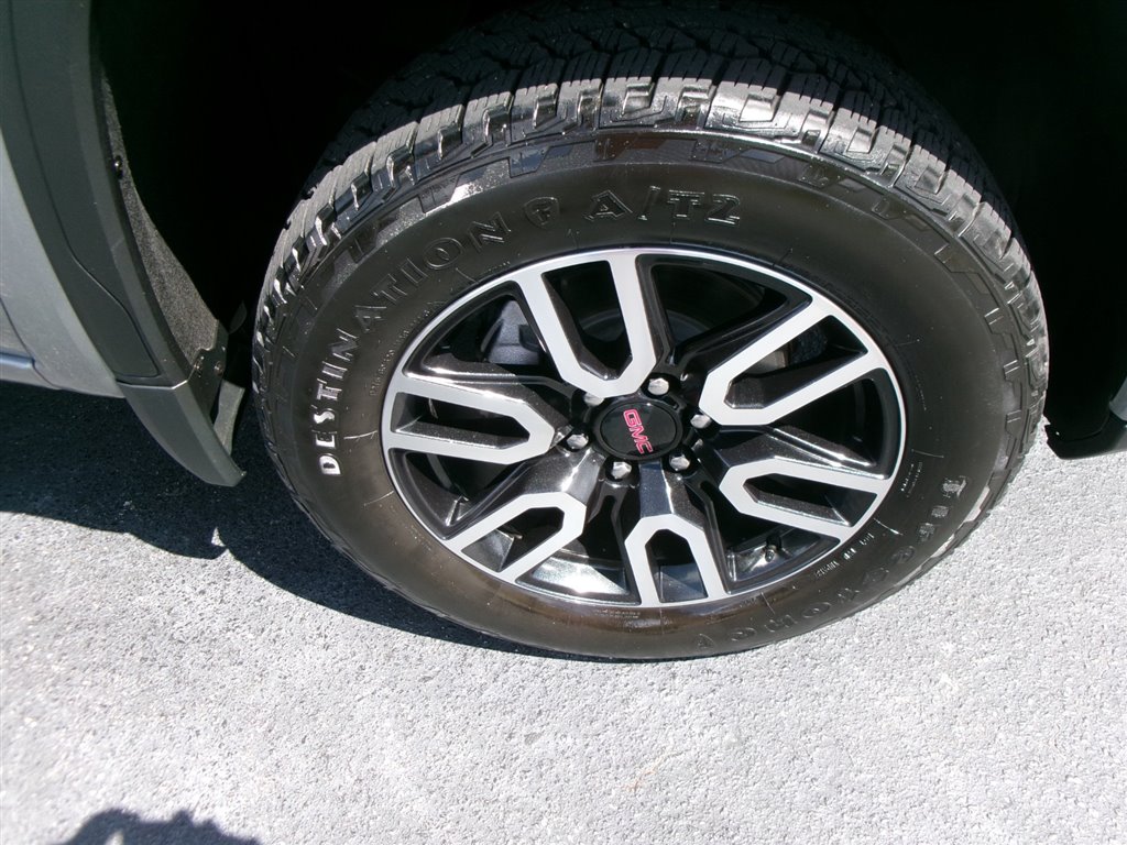 2024 Gmc Sierra AT4 photo 8